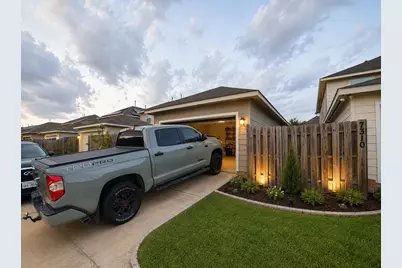 7306 Granite Terrace Lane, Houston, TX 77083 - Photo 13