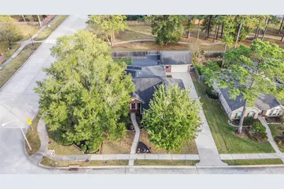 617 Woodview Drive, Friendswood, TX 77546 - Photo 45