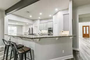 617 Woodview Dr, Friendswood, TX 77546 - Photo 15