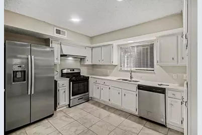 12310 Ashling Drive, Houston, TX 77477 - Photo 9