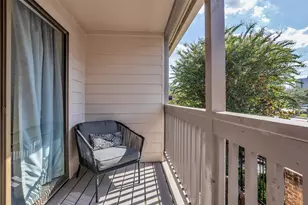 2829 Timmons Ln, Houston, TX 77027 - Photo 9
