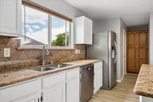 7627 Greenwood Point Dr, Cypress, TX 77433 - Photo 15
