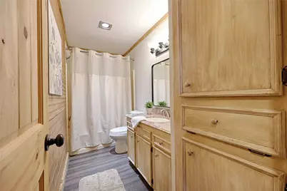 1055 Cr 214, Weimar, TX 78962 - Photo 19