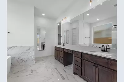 2718 Crown Ridge Drive, Missouri City, TX 77459 - Photo 11