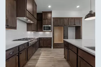 2718 Crown Ridge Drive, Missouri City, TX 77459 - Photo 3