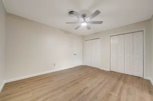 4127 Hill Oak Dr, Houston, TX 77092 - Photo 11
