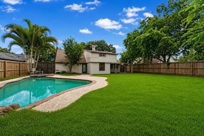4127 Hill Oak Drive, Houston, TX 77092 - Photo 39