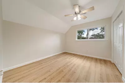 4127 Hill Oak Drive, Houston, TX 77092 - Photo 7