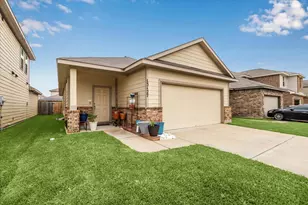 13127 Clifton Hill Ln, Houston, TX 77044 - Photo 3