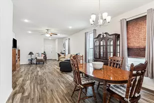 13127 Clifton Hill Ln, Houston, TX 77044 - Photo 7