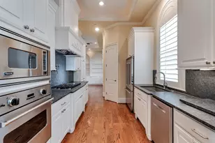 1700 Sunset Blvd, Houston, TX 77005 - Photo 19