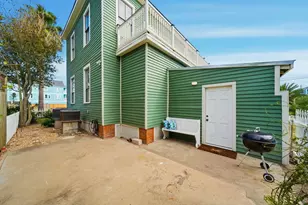 1001 Avenue K, Galveston, TX 77550 - Photo 39