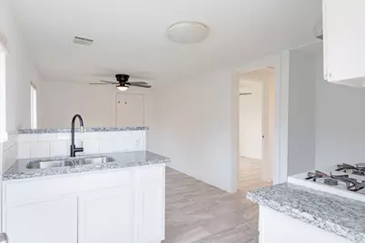 1307 Boulder Street, Houston, TX 77012 - Photo 9