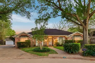 942 Brunswick Cir, Sugar Land, TX 77478 - Photo 1