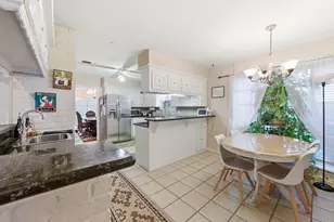 942 Brunswick Cir, Sugar Land, TX 77478 - Photo 15