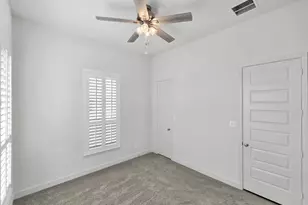 17759 Monarch Vis Ln, Conroe, TX 77302 - Photo 23
