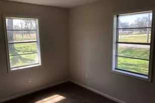 609 W 6th St, Sweeny, TX 77480 - Photo 7