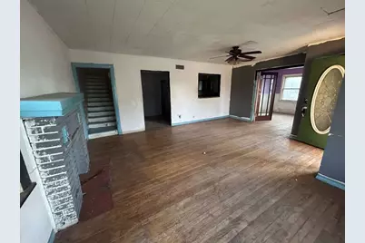 1812 Elizabeth Avenue, Wichita Falls, TX 76301 - Photo 3