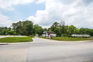 24919 Fm 2100 Rd, Huffman, TX 77336 - Photo 1