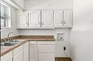 2527 Gross Rd, Dallas, TX 75228 - Photo 5