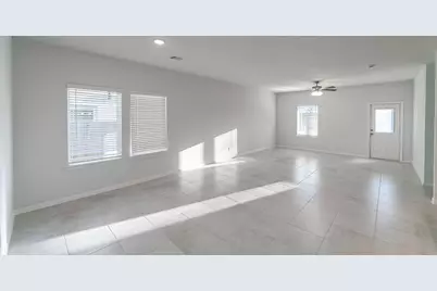 10633 Altitude Way, Conroe, TX 77303 - Photo 3