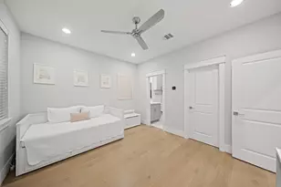 4219 Dickson St, Houston, TX 77007 - Photo 39