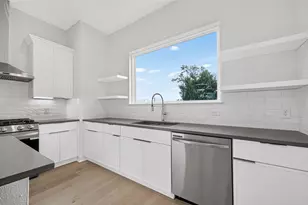 902 Kern St, Houston, TX 77009 - Photo 19