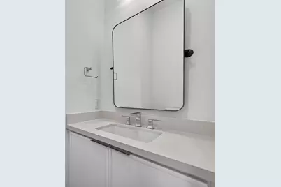 902 Kern St #B, Houston, TX 77009 - Photo 25