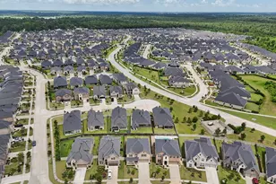 10126 Bayou Oaks Dr, Conroe, TX 77385 - Photo 45