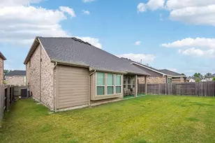 10126 Bayou Oaks Dr, Conroe, TX 77385 - Photo 35