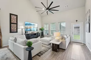 10126 Bayou Oaks Dr, Conroe, TX 77385 - Photo 9