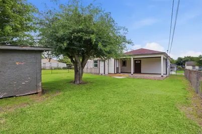 407 Meters Street, Houston, TX 77020 - Photo 19