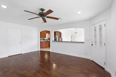 407 Meters Street, Houston, TX 77020 - Photo 5