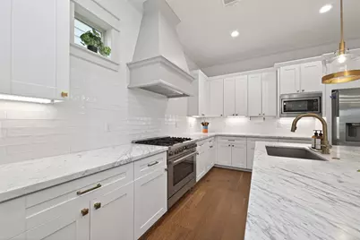 515 W 25th Street #1, Houston, TX 77008 - Photo 13