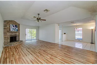 12912 Village Gate Drive, Houston, TX 77082 - Photo 5