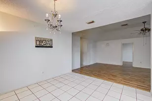 12912 Village Gate Dr, Houston, TX 77082 - Photo 7