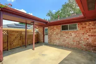 9815 Sagemoss Ln, Houston, TX 77089 - Photo 11