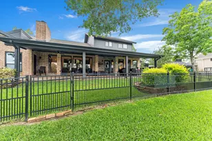 1118 April Waters Dr N, Conroe, TX 77356 - Photo 39