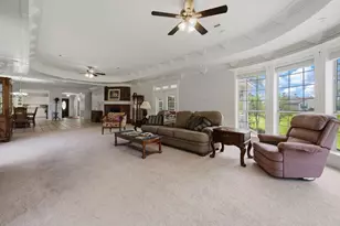 322 Buffalo Ct, Livingston, TX 77351 - Photo 9