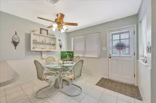 15518 Pleasant Valley Rd, Houston, TX 77062 - Photo 11