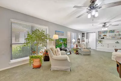 15518 Pleasant Valley Road, Houston, TX 77062 - Photo 19