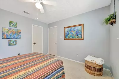 15518 Pleasant Valley Road, Houston, TX 77062 - Photo 29