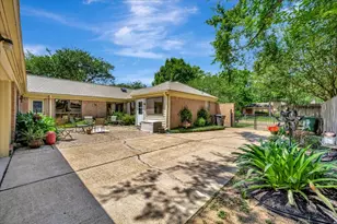 15518 Pleasant Valley Rd, Houston, TX 77062 - Photo 39