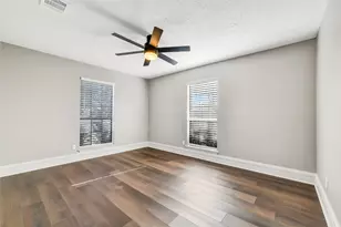 205D Skyview Terrace, Friendswood, TX 77546 - Photo 17