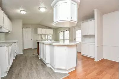 12842 Roy Harris Loop, Conroe, TX 77306 - Photo 5