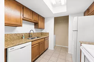 14777 Wunderlich Dr, Houston, TX 77069 - Photo 9