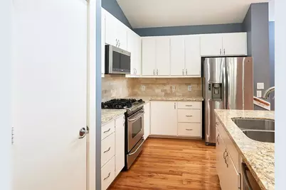3570 Link Valley Drive, Houston, TX 77025 - Photo 9