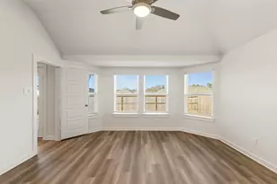 770 Falling Cave Dr, Willis, TX 77378 - Photo 33