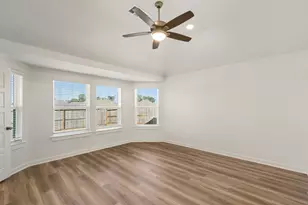 770 Falling Cave Dr, Willis, TX 77378 - Photo 15