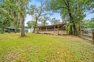 17 Pine Wood Dr, Huntsville, TX 77320 - Photo 3